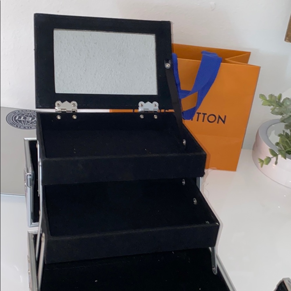 Jewelry box - Picture 3 of 4